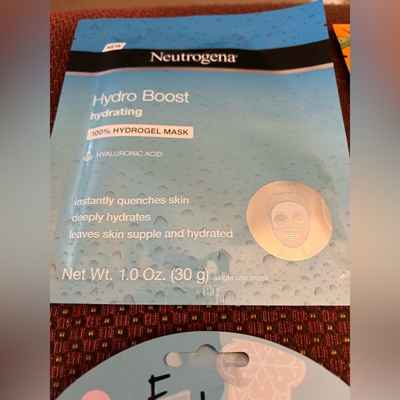 Assorted Face Masks - Picture 2 of 7